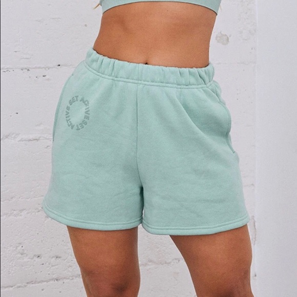 SET Active Pants - SET ACTIVE SWEATSHORTS (Color Gem)